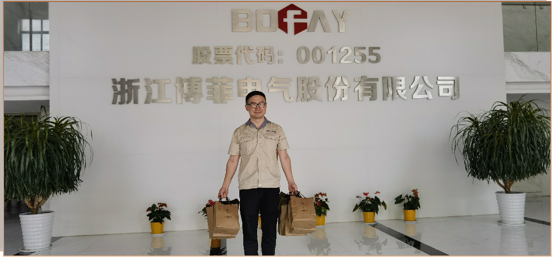 月圆中秋，情满z6尊龙官方网站——中秋月饼福利温暖送达